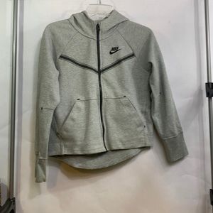 Nike girls (L) Nike tech grey